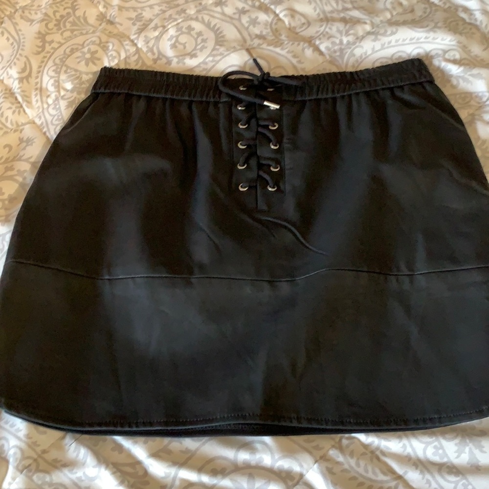 Zara black faux leather zipper skirt